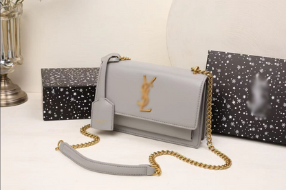 Sunset Medium Shoulder Bag in Smooth Leather