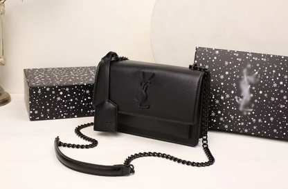 Sunset Medium Shoulder Bag in Smooth Leather