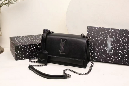 Sunset Medium Shoulder Bag in Smooth Leather